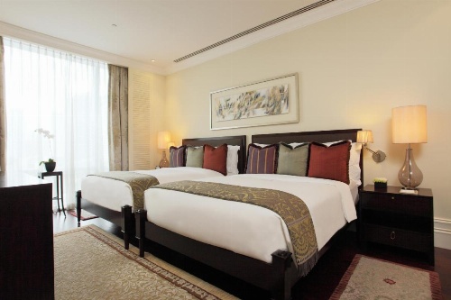 Raffles Makati Hotel image 12